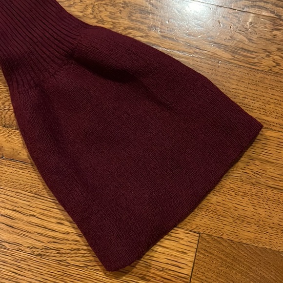 Club Monaco Sweater Dress size medium - Picture 4 of 5